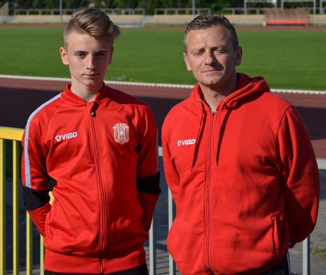 Wiktor i Artur Łuczykowie, od sześciu lat są w jednej drużynie, w ostatnim sezonie zagrali w Centralnej Lidze Juniorów. Ich drogi sportowe nieco się rozejdą, bo drużynę Wiktora obejmuje inny trener.