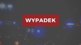 Wypadek w Mrozach gm. Sierakowice 26.12.2019. Samochód uderzył w drzewo. Ranny kierowca w szpitalu