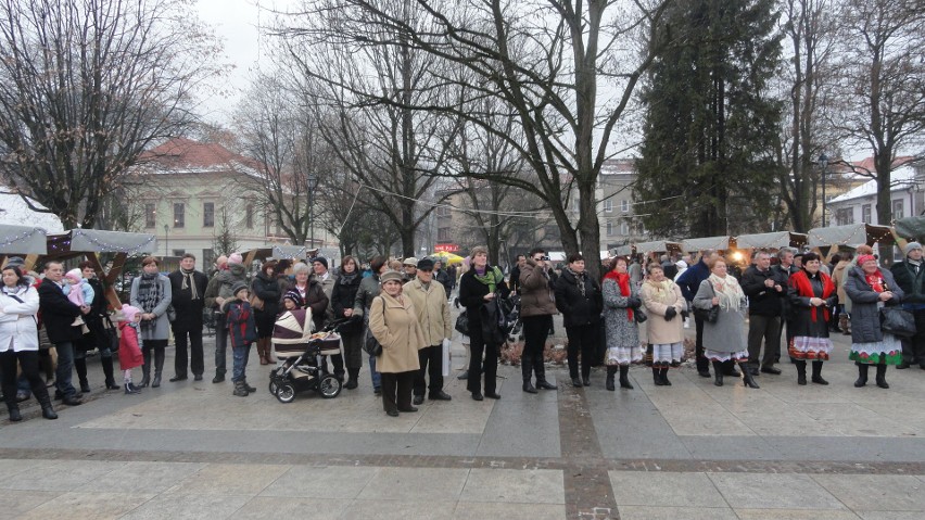 Krzeszowice. Zakaz palenia węglem to za wiele. Radni nie chcą wychodzić przed szereg