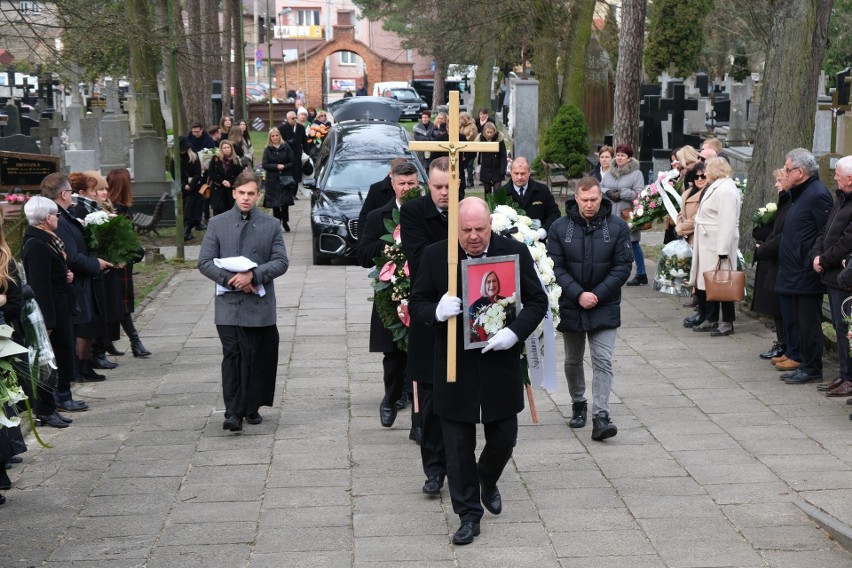 Ceremonia pogrzebowa odbyła się na Cmentarzu Farnym