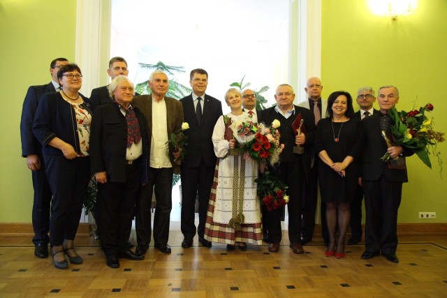 Nagrody Marszałka Województwa Podlaskiego otrzymali ludzie kultury