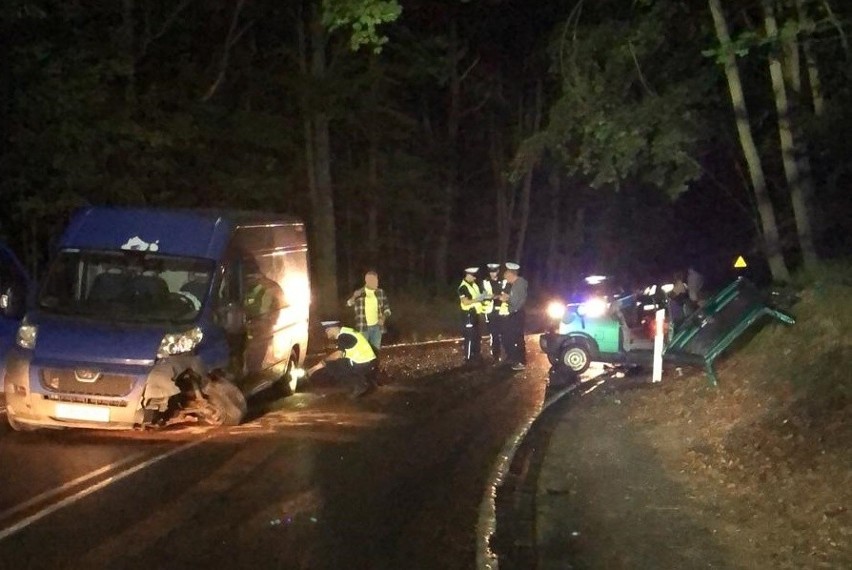 Wypadek na ulicy Szarych Szeregów w Katowicach. Fiat został...