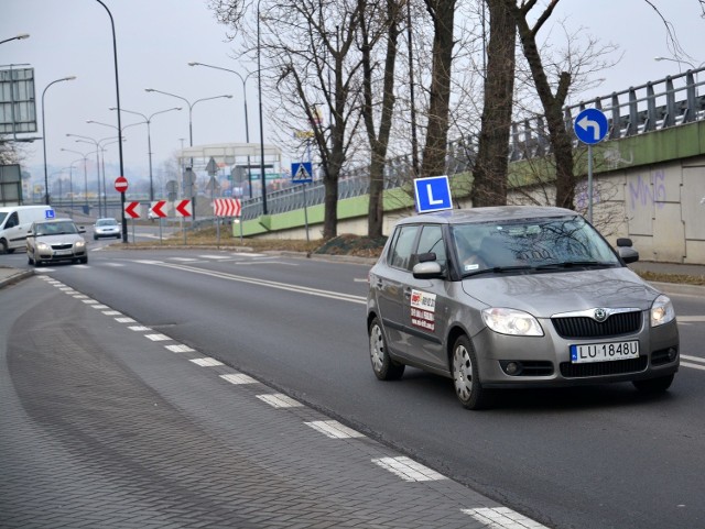 Egzaminy pokazały, że kursanci nie muszą się bać ekojazdy. - Tu też najważniejsza jest płynność - wyjaśnia dyr. Pasikowski