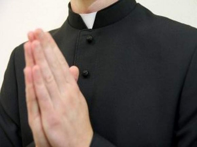 Wiernym wolno więcej - biskupi ogłosili właśnie, że przyjęli nowelizację IV przykazania kościelnego.