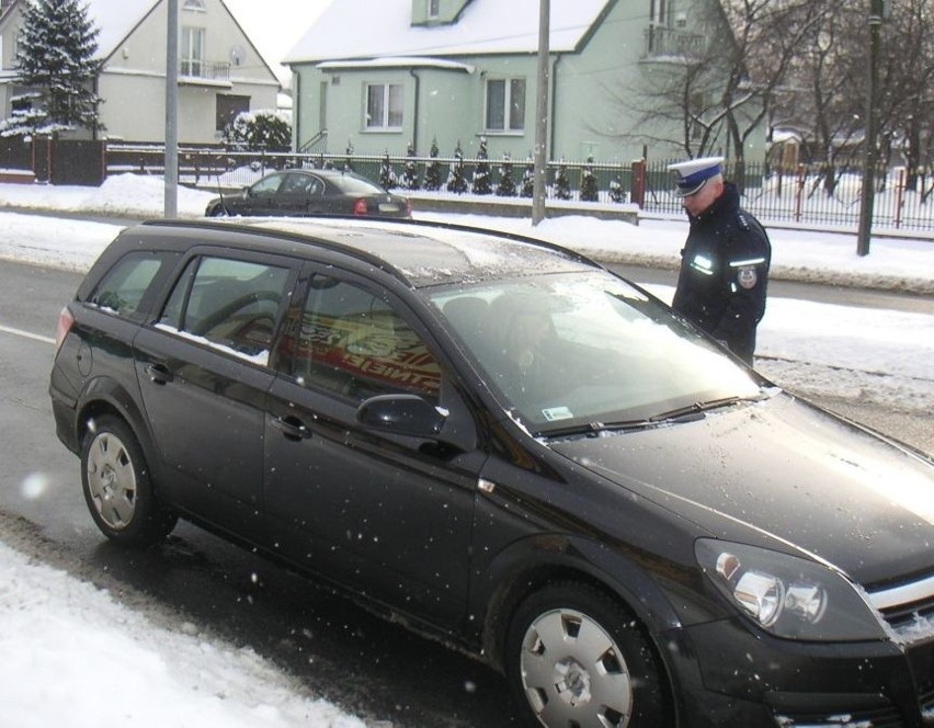 Akcja Prędkość. Policjanci ukarali blisko 60 kierowców. (zdjęcia, wideo)