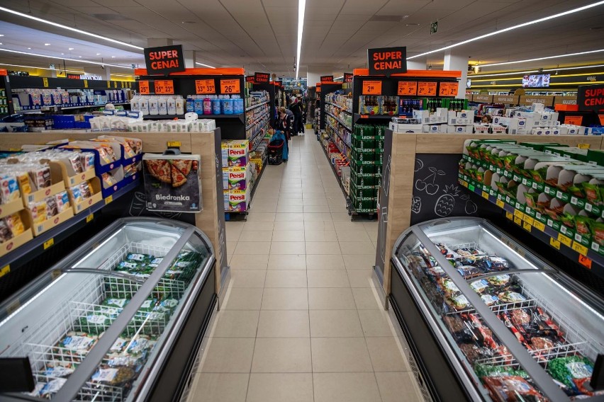 Auchan – dla pracownika 1200 zł na święta...