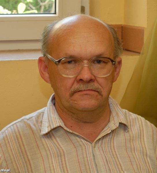 Zbigniew Bereszyński, historyk ruchu opozycyjnego na Opolszczyźnie ujawnił w internecie materiały, z których wynika, że Duszewski był agentem PRL-owskiej Służby Bezpieczeństwa o pseudonimie "Doktor".