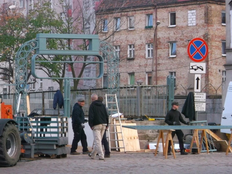 Wrocław zamienia się w Berlin. Zobacz plan filmowy do produkcji Spielberga (ZDJĘCIA, FILM)