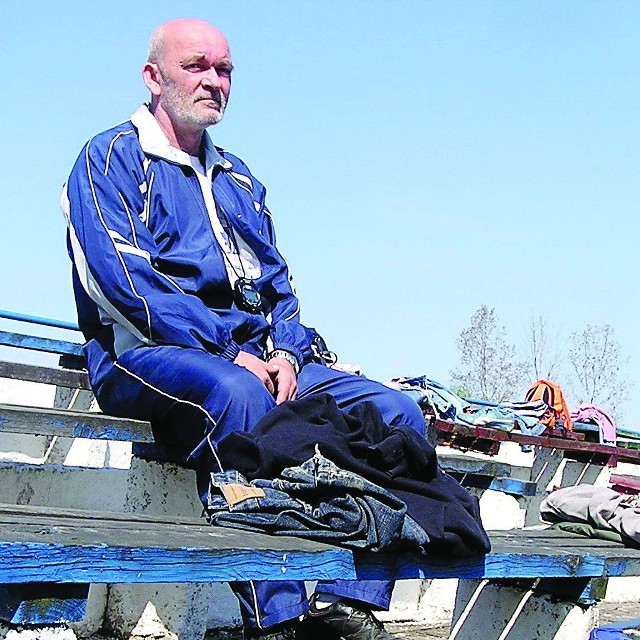 Te trybuny stadionu w Miastku zostaną rozebrane. Nowe, z plastikowymi krzesełkami, będą zadaszone.