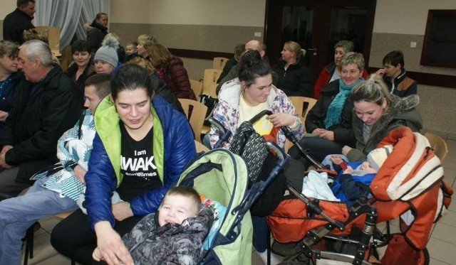 W lutym tego roku w świetlicy w Gutowcu było zebranie z rodzicami w sprawie likwidacji szkoły. Wtedy rodzice zażądali przedszkola. Na sali były mamy przyszłych przedszkolaków