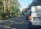 Wypadek na DK 80 pod Bydgoszczą. Kierowcy stali w sporym korku