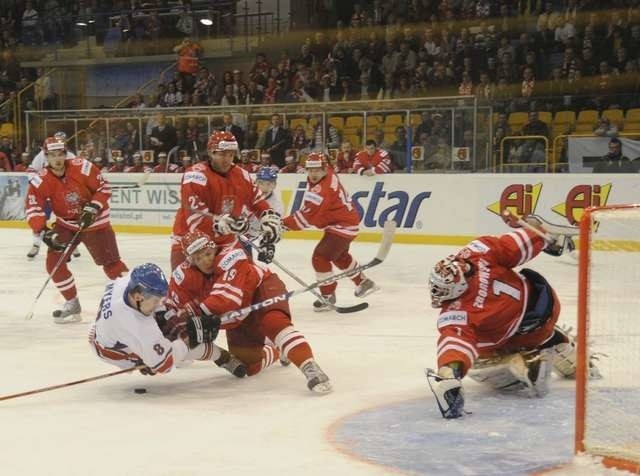 Hokejowa reprezentacja Polski gościła w Toruniu po raz ostatni w 2009 roku