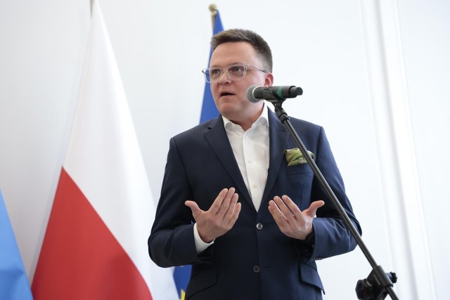Szymon Hołownia jest krytykowany za wypowiedź o marszu Tuska.