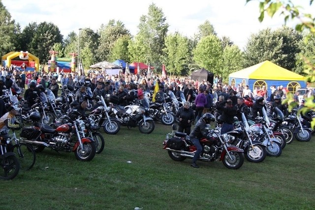 Motocykliści zjadą do gminy Parchowo. Tu odbędzie się sztandarowa impreza - Motofolk. Na uczestników czeka mnóstwo atrakcji m.in: konkurs na zjedzenie największej liczby pierogów z jagodami na czas.