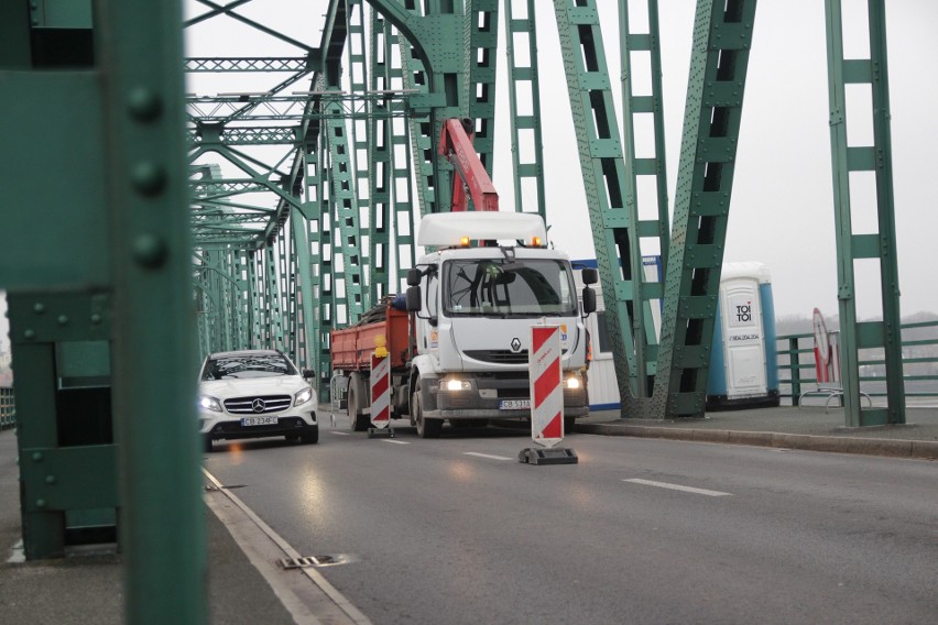 Remont mostu stalowego we Włocławku ma ruszyć jeszcze w 2023...