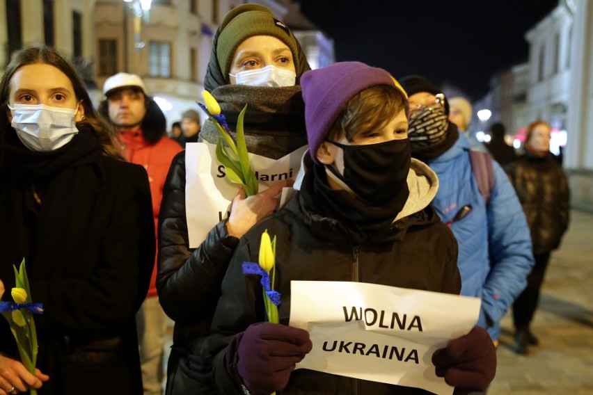 Lublin. Protest „Solidarni z Ukrainą” w centrum miasta. Zobacz zdjęcia