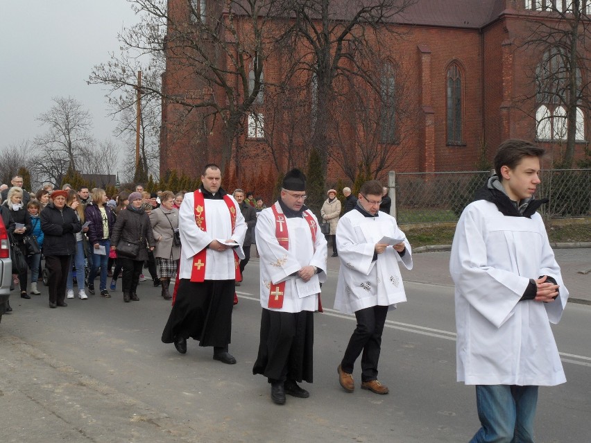 Droga Krzyżowa w Myszkowie [ZDJĘCIA]