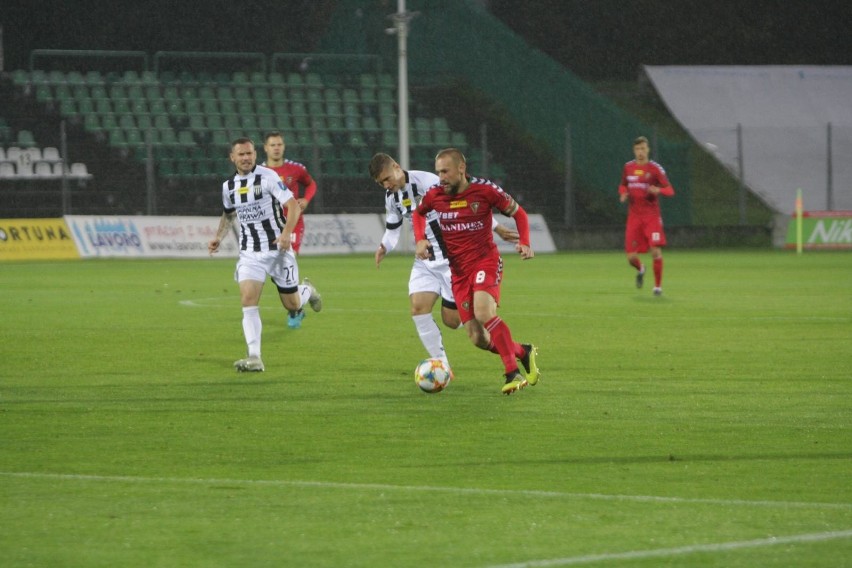 Zagłębie Sosnowiec pewnie ograło Sandecję 3:1