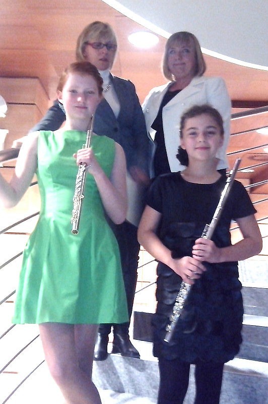 Aleksnadra Dunajska (w zielonej sukience), Aleksandra Banasik, Małgorzata Kacperska i Ewelina Wójcik na przeglądzie w Radomiu