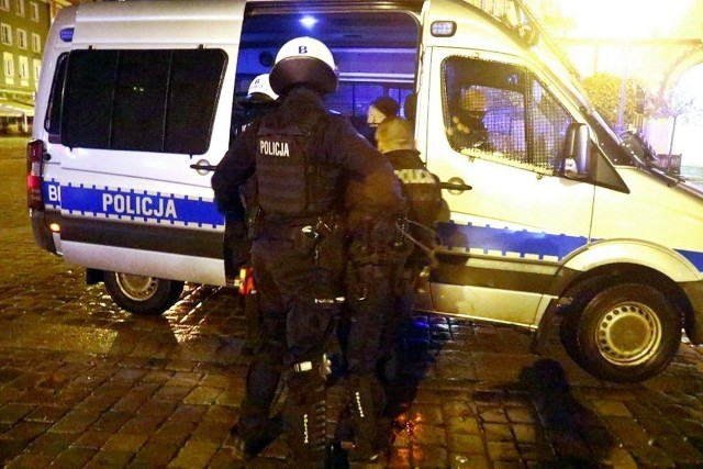 Policjanci z Bytomia zatrzymali włamywaczy. To jednak nie koniec ich kłopotów