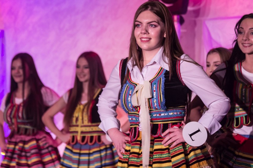 Miss Ziemi Łomżyńskiej 2018: Elwira Talkowska. Zobacz...