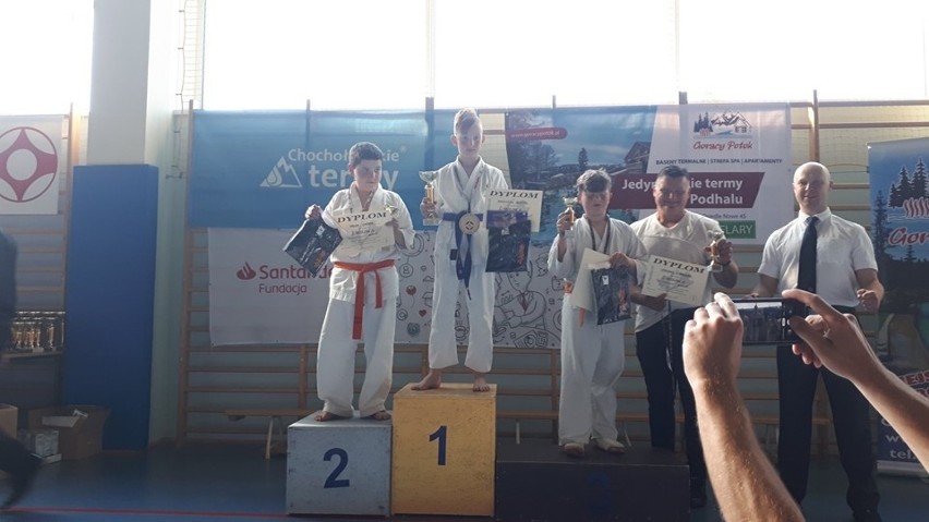 Sukcesy Sandomierskiego Klubu Karate. Sześć razy zwycięstwo i raz trzecie miejsce (ZDJĘCIA)