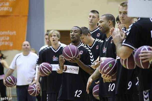 W ostatnim turnieju w Słupsku koszykarze Energi Czarnych zajęli drugie miejsce.