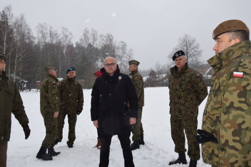 Bieg Tropem Wilczym w Ostrowcu z udziałem wojska. Będzie pokaz sprzętu i wyszkolenia [ZDJĘCIA]