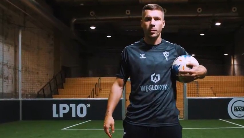 Oficjalnie: Lukas Podolski piłkarzem Górnika Zabrze! - Jadymy durś - mówi "Poldi" [WIDEO]