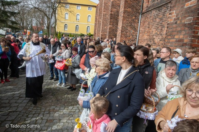 W parafiach Stargardu, podobnie jak w innych częściach Polski, Wielka Sobota nie jest dniem sprawowania Eucharystii