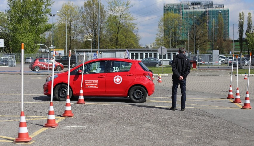 Strajk w WORD na Śląsku. Związkowcy złożyli zawiadomienie do prokuratury. Czy dyrektor WORD utrudnia im działalność związkową?