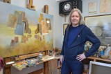 Krzysztof Wiśniewski, artysta malarz, nie ustaje w swych artystycznych poszukiwaniach 