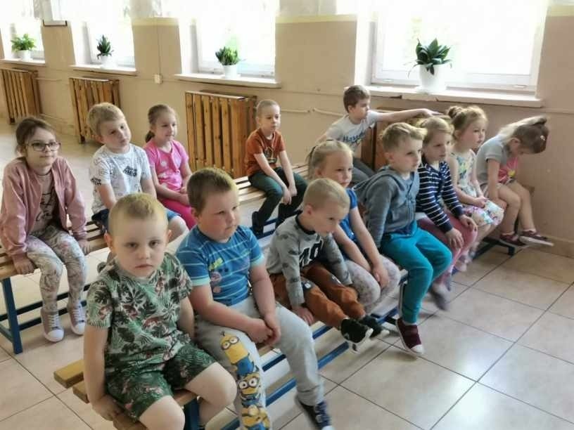 Cała Polska czytała dzieciom, czytała też gmina Czarnocin. Wierszy słuchały dzieci z oddziału przedszkolnego w Cieszkowach [ZDJĘCIA]