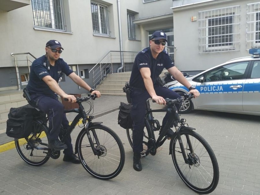 Bielsk Podlaski. Policjanci otrzymali nowe rowery (zdjęcia)