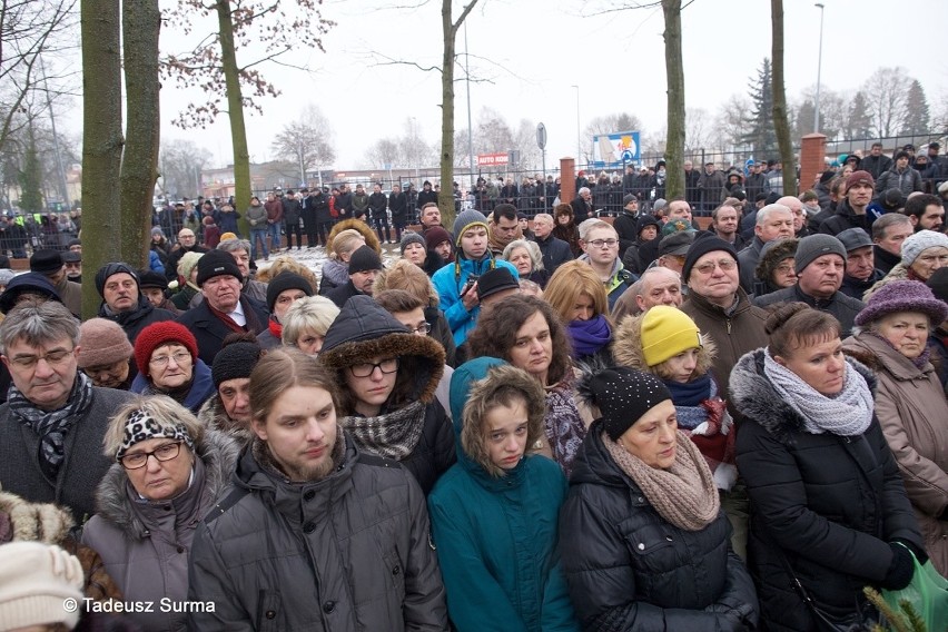 Stargard bez prezydenta. Ostatnie pożegnanie: msza w kolegiacie, kondukt żałobny, pogrzeb [zdjęcia]