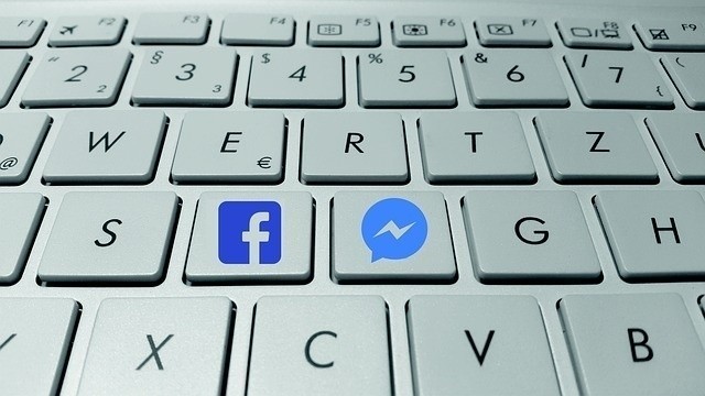 Facebook wprowadza tajne rozmowy: jak korzystać? Producenci...