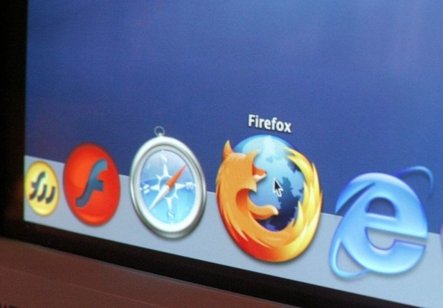 W ciągu poprzedniego roku Firefox zyskał 2,5 proc. udziałów w rynku, podczas gdy jego konkurent stracił prawie 4 proc.