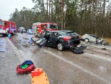 Szczebra. Wypadek na DW 662 na drodze Suwałki - Augustów. Pięć osób rannych [ZDJĘCIA]