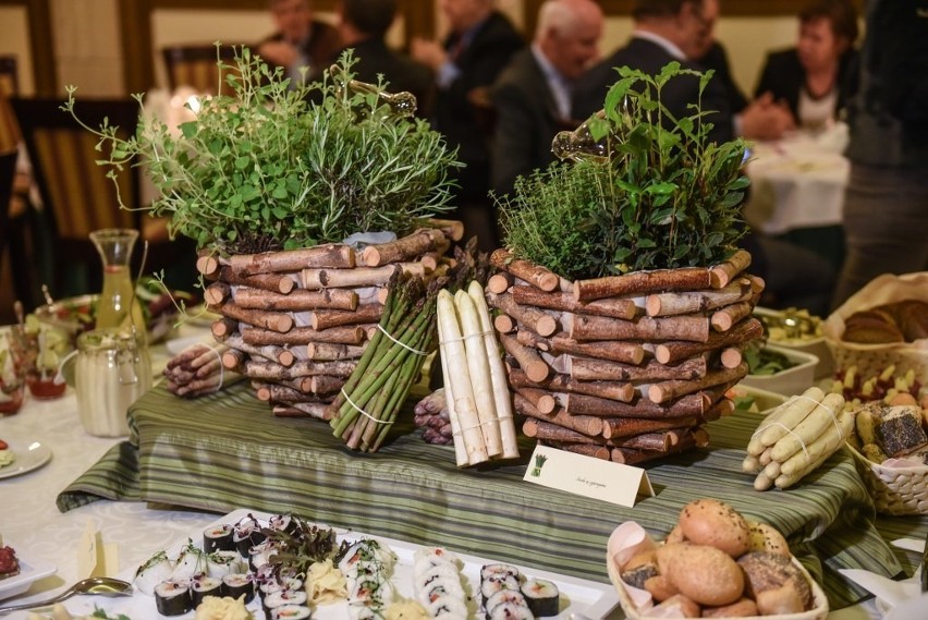 W Hotelu Rzymskim sezon szparagowy rozpoczęła konferencja...