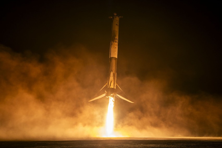 Rakieta SpaceX Falcon-9 wystartowała w kierunku ISS. Wśród pasażerów jest rosyjski kosmonauta - WIDEO
