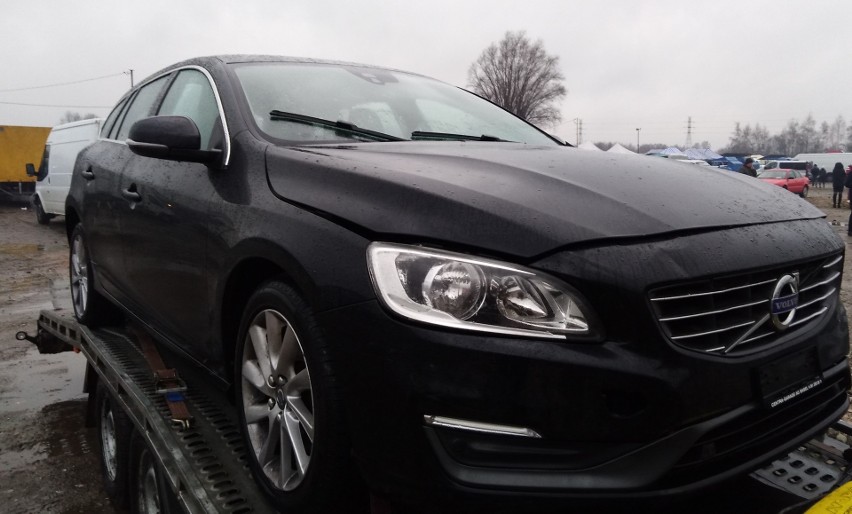 Volvo V60 rok produkcji 2014 z silnikiem 2.0, diesel, moc...