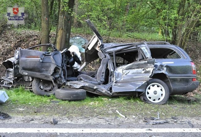 Wypadek w Krasnoglinach. Zginął kierowca opla