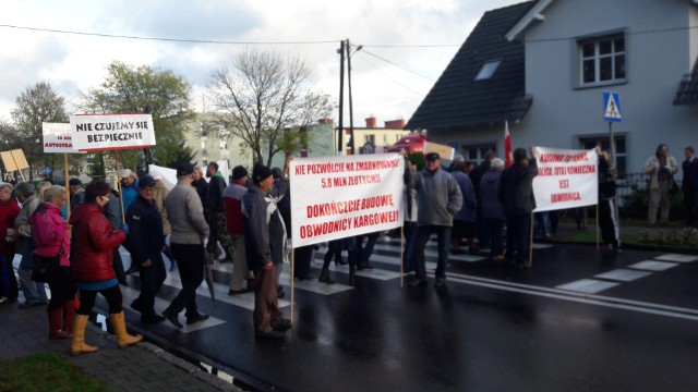 Komitet Walki o Obwodnicę Kargowej zapowiada blokadę drogi krajowej 32. Blokada rozpocznie się dzisiaj o godz. 16.00 i potrwa godzinę.