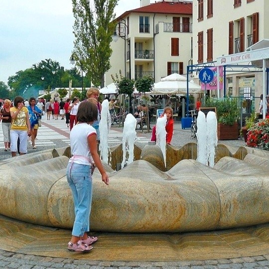 Synoptycy zapowiadają, że początek września ma być bardzo ładny. W pierwszy weekend temperatura nawet 25 stopni. Potem ma się zrobić trochęchłodniej, ale październik znów ma być ciepły i słoneczny. Turystów w Świnoujściu nie powinno brakować.