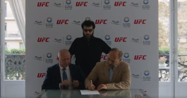 Podpisanie umowy na organizację premierowej gali UFC w Arabii Saudyjskiej odbyło się w Paryżu