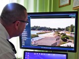 Tarnobrzeg. Działają już kamery monitoringu nad Jeziorem Tarnobrzeskim. Służby widzą, co dzieje się na wodzie, plaży i drogach. Zobacz   