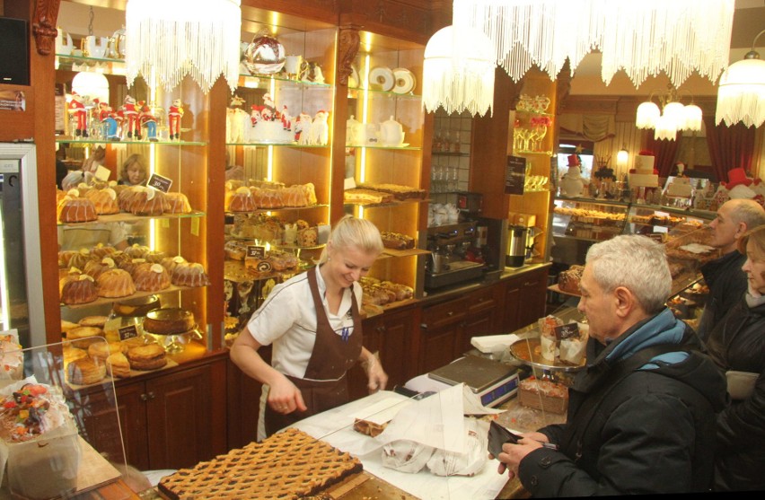 Tradycyjny świąteczny kiermasz w cukierni "Świat słodyczy" w Kielcach [WIDEO, zdjęcia]