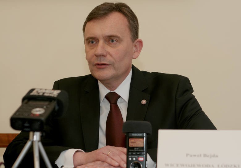 Paweł Bejda, poseł PSL z okręgu sieradzkiego, był przeciw.