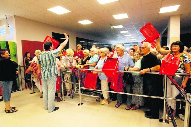 Kupowanie na kredyt jest bardzo łatwe. Ale gdy nie możemy go spłacić, czasem warto skorzystać z tzw. upadłości konsumenckiej, czyli ogłosić bankructwo.