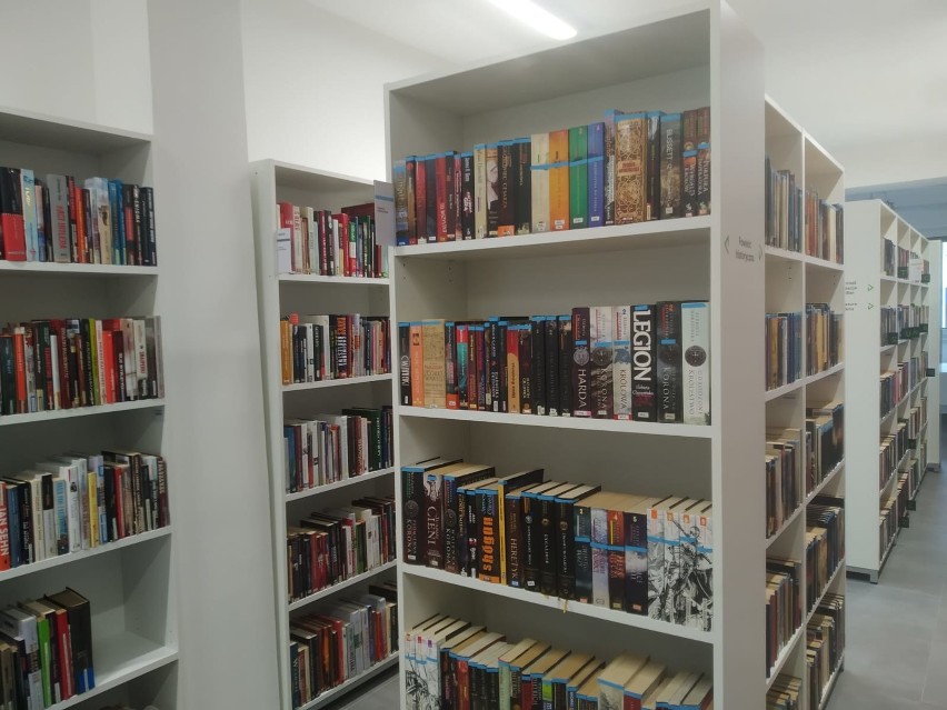 Biblioteka na ul. Grota-Roweckiego w Sosnowcu przemieniła...